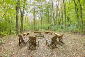 Riverwood: South Haven Retreat on 10 Acres - Image 4