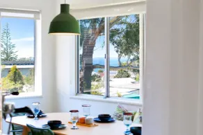 The White House by Experience Jervis Bay - Image 4