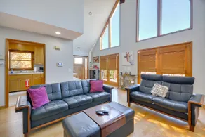 Mountain-view Blue Ridge Cabin Getaway w/ Fire Pit - Image 3