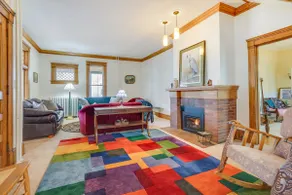 Eau Claire Retreat: Close to Campus & Dtwn! - Image 4