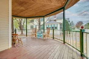 Eau Claire Retreat: Close to Campus & Dtwn! - Image 3