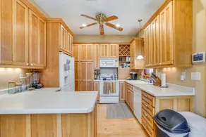 Eau Claire Retreat: Close to Campus & Dtwn! - Image 2