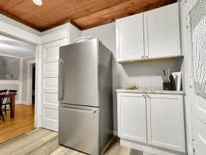 Beautiful 2BR N of Grand near Downtown - Image 3
