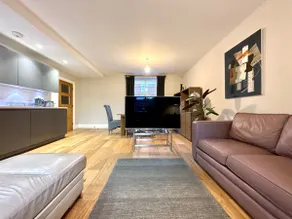 Desirable 2 Bedroom Apartment in Bicester that sleeps 5 - Image 4