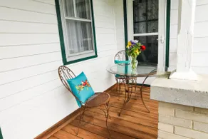 Heritage Farmhouse by Buffalo Mountain Getaway - Image 5