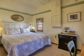 Open Hearth Inn Cottage 12 - 10 min to Acadia! - Image 3