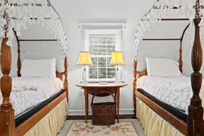 Exclusive Farmhouse w/ a Romantic Garden View! - Image 2