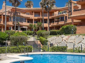 Fantastic beachfront apartment - Image 5
