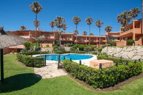 Fantastic beachfront apartment - Image 4