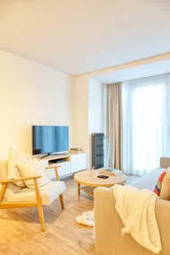 Chic 3-BR Oasis in Ghent - Stylish Interiors - Image 2