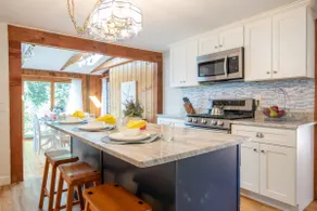 A Contemporary Gem w Cape Character Dog Friendly - Image 4