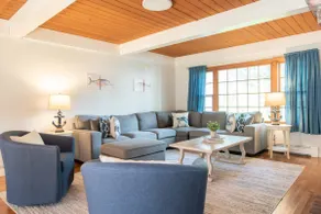 A Contemporary Gem w Cape Character Dog Friendly - Image 3