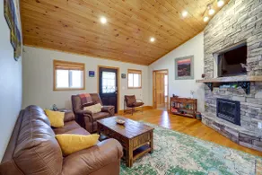 Pet-friendly Cabin w/ Fire Pit in Spruce Pine! - Image 5