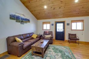 Pet-friendly Cabin w/ Fire Pit in Spruce Pine! - Image 4