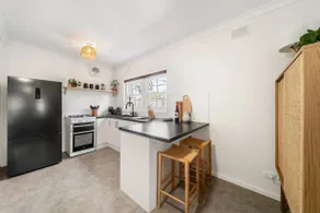 Sage By The Sea - Stylish Beachside Living with BBQ - Image 4