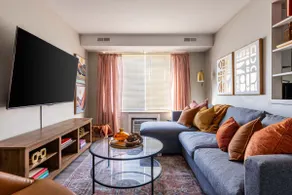 Maple Heights Oasis - Image 4