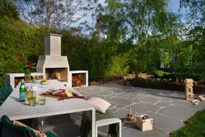 Peahen House - Image 2