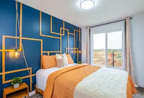 Modern House: AC|Garage|King Bed|Arcade|10m to WEM - Image 3
