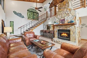 Manatee Lodge | Waterfront Escape on Clear Water - Image 2