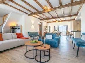 Beautiful farmhouse for groups with indoor pool - Image 5