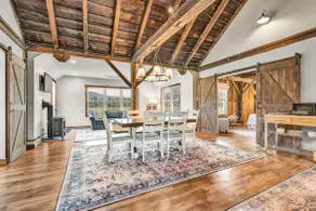 Carriage House Barn with Sweeping Farm Views - Image 2