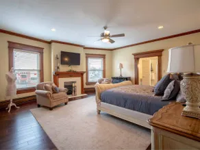 15% off Summer Special | Mansion | Pet-Friendly - Image 5