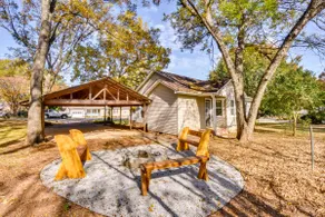 Tranquil Travelers Rest Home w/ Fire Pit! - Image 3