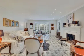 The Grey - Large Eclectic and Quiet Home - Image 2