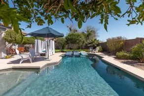 Desert Oasis 4BD 3BA, Lux Resort Pool in Mesa, AZ - Image 2