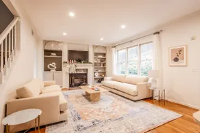 Private, Serene Mt Lookout 5B Retreat w/Garage - Image 2