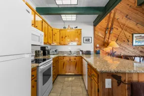 Sierra Suns 9, a townhome steps from the marina - Image 4