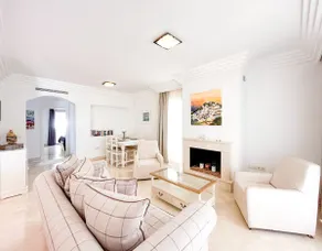 Beach & Golf Apartment in Casares Costa - Image 2