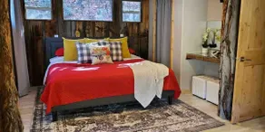 Neu! Romantik- / Familienurlaub für 6 Personen! Moderne Renovierung auf 20 Hektar Privatsphäre! - Image 5