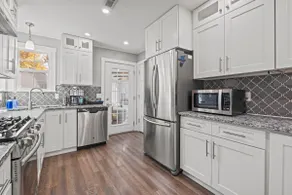 Mission Outlook - Gorgeous Home + Pet Friendly - Image 3