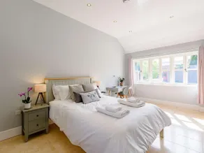 3 Bed in Ellesmere Port oc-82909 - Image 4
