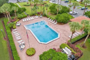 Upstay Golfer's Retreat w Patio at Ventura Resort - Image 5