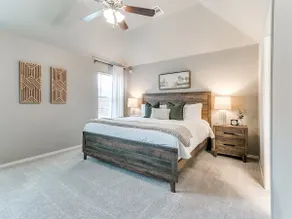 Spacious BA Home in Beautiful Neighborhood! - Image 4