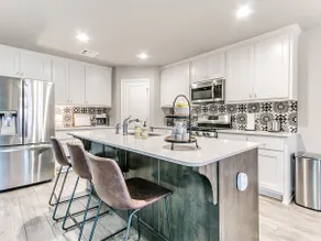 Spacious BA Home in Beautiful Neighborhood! - Image 3