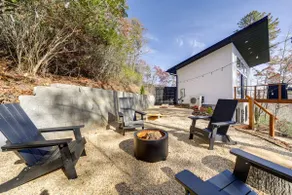 Modern Mountain-view Sanctuary in Pisgah Forest - Image 3