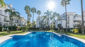 Cozy Pearl In Puerto Banus - Image 5