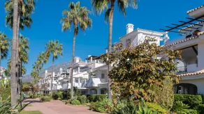 Cozy Pearl In Puerto Banus - Image 2