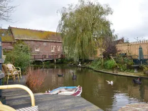 3 Bed in Wimborne oc-thold - Image 2