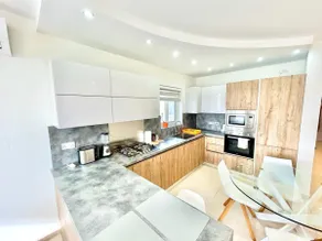 The Papillon Penthouse - Image 2