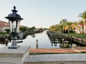 Homosassa River Waterfront, Dock, Kayaks, Golf Cart & EV Charger! - Image 5