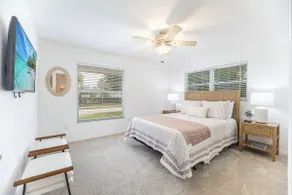 Beachside Bliss in The Moorings | 3BR Naples Stay - Image 4