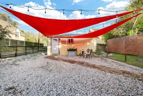 Marfa - A Birdy Vacation Rental - Image 2