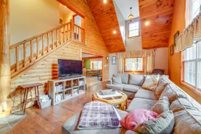 Greig Getaway Near Brantingham Lake & Ski Resort - Image 5