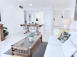 le cartier sunny isles ocean paradise - Image 4