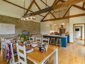 4 Bed in Shaftesbury (oc-48814) - Image 4