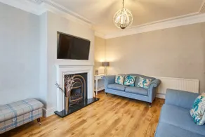 Host & Stay - Allium House - Image 3
